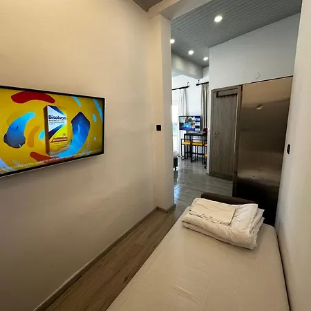 Appartement Travelers Luxury Suites, & *