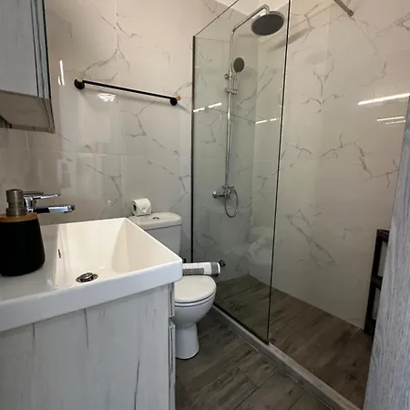 Apartament Travelers Luxury Suites, &